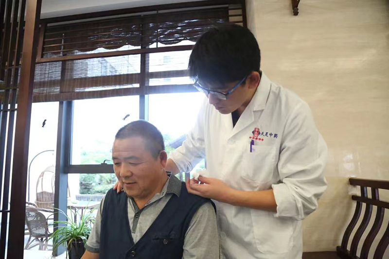 好消息！本周起，中醫(yī)專家張國慶、白學武、李蘇將在月光碼頭店坐診！(圖2)