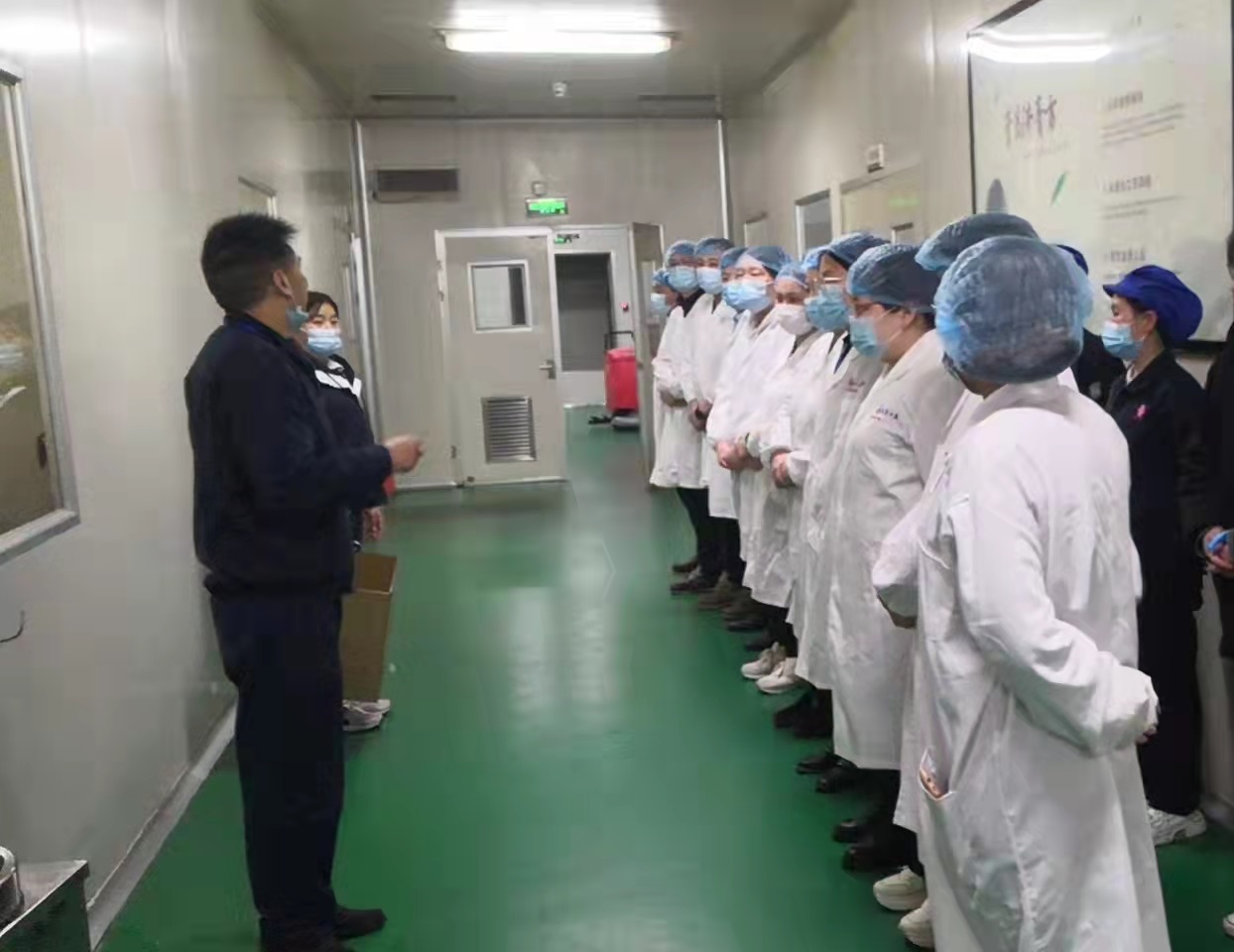 10萬帖！李良濟(jì)連夜熬制防疫方馳援上海，溫暖守“滬”！(圖1)